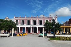 parque-calixto-garcia-holguin