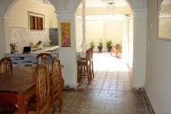 casa-colonial-holguin-casa-particular-holguin-comidor-2